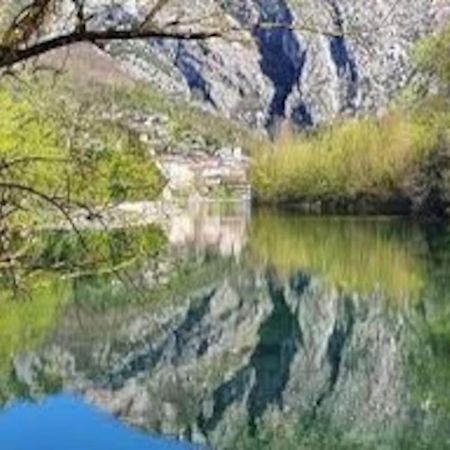 Confortable Au Pied Du Vercors Pont-en-Royans Exterior foto
